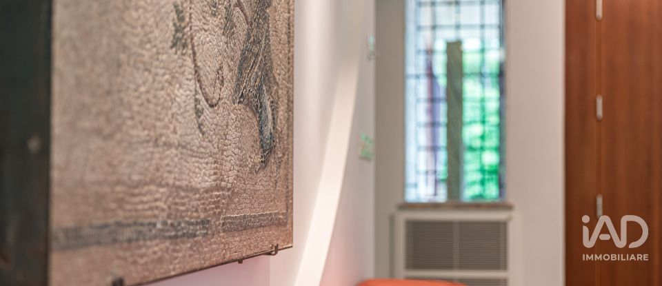 Casale 8 locali di 350 m² in Assisi (06081)