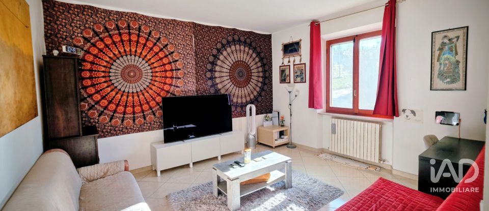 Casa indipendente / Villa 8 locali di 149 m² in Castel di Lama (63082)