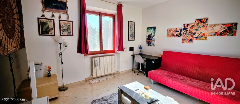 Casa indipendente / Villa 8 locali di 149 m² in Castel di Lama (63082)