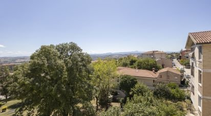 Quadrilocale di 93 m² a Osimo (60027)