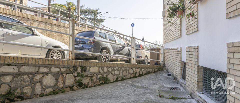 Four-room apartment of 93 m² in Osimo (60027)