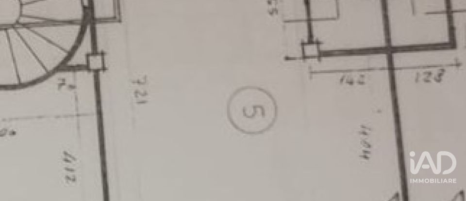 Negozio / locale commerciale di 34 m² in Camisano Vicentino (36043)