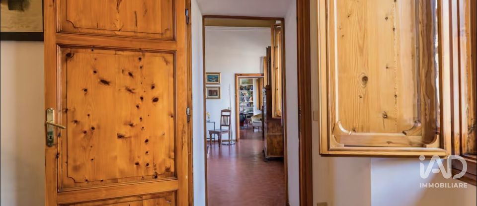 Apartment 9 rooms of 205 m² in Volterra (56048)