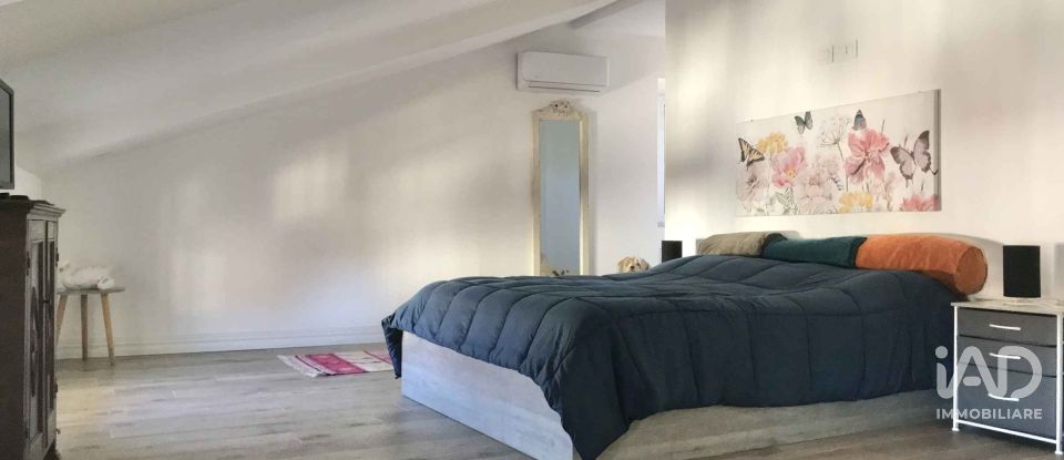 Trilocale di 127 m² a Assisi (06081)