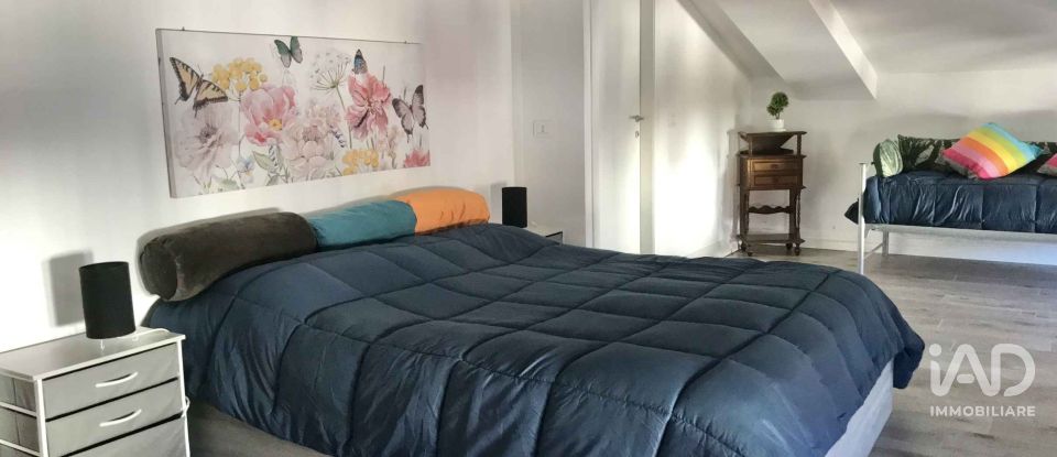 Trilocale di 127 m² a Assisi (06081)