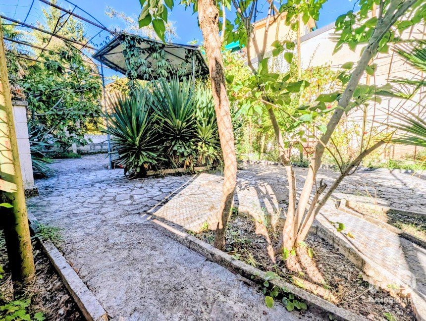 Apartment 9 rooms of 150 m² in Sulmona (67039)