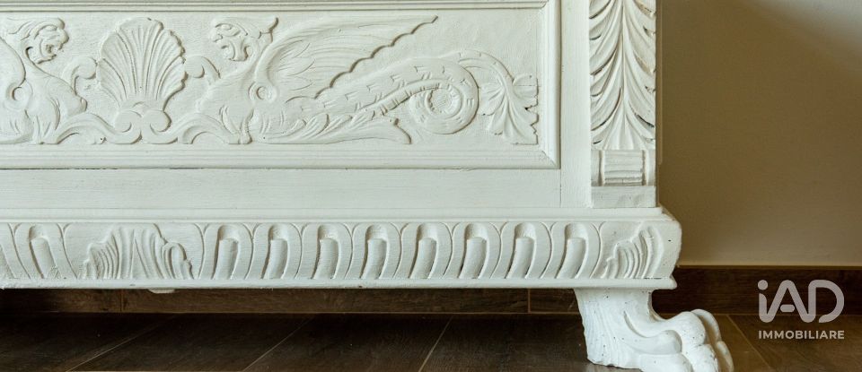 Casale 13 locali di 900 m² in Perugia (06132)