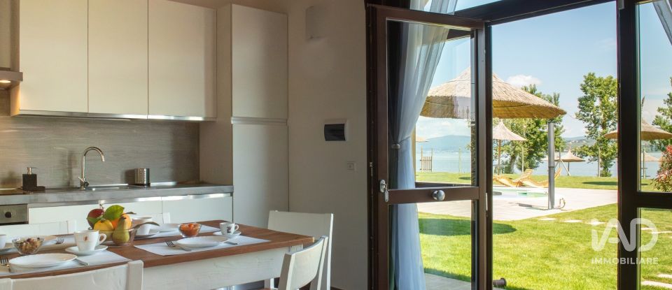 Casale 13 locali di 900 m² in Perugia (06132)