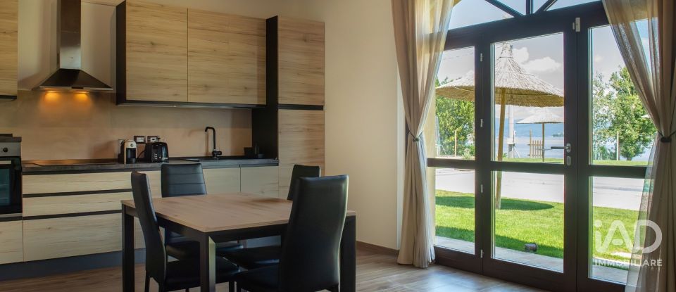 Casale 13 locali di 900 m² in Perugia (06132)