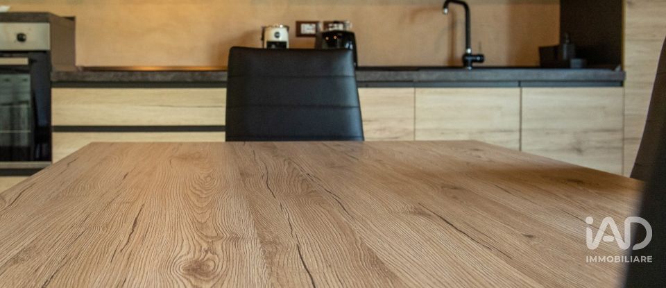 Casale 13 locali di 900 m² in Perugia (06132)