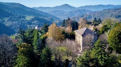 Villa storica 27 locali di 3.000 m² in Mignanego (16018)