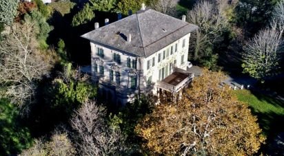 Villa storica 27 locali di 3.000 m² in Mignanego (16018)