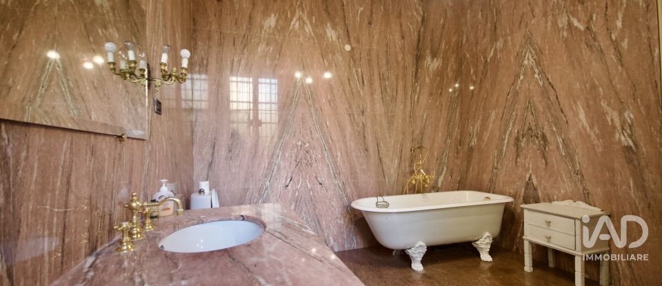 Barn conversion 27 rooms of 3,000 m² in Mignanego (16018)