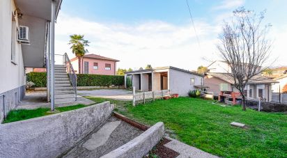 Casa indipendente / Villa 4 locali di 180 m² in Cantù (22063)