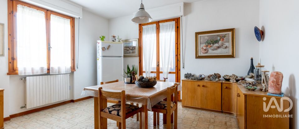 Casa indipendente / Villa 7 locali di 120 m² in Crespina (56040)