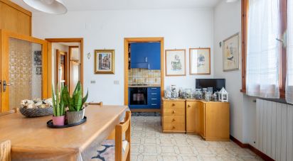 Casa indipendente / Villa 7 locali di 120 m² in Crespina (56040)