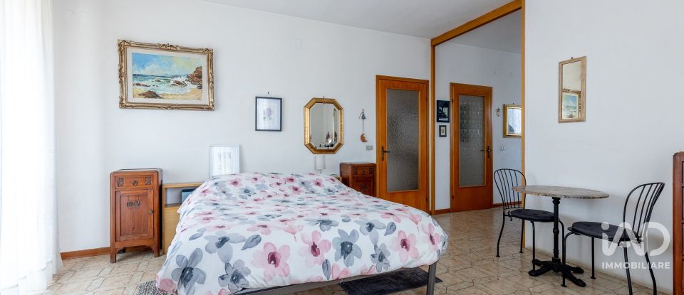 Casa indipendente / Villa 7 locali di 120 m² in Crespina (56040)