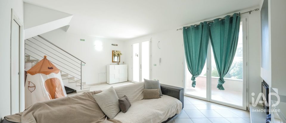 Casale 4 locali di 196 m² in Comacchio (44029)