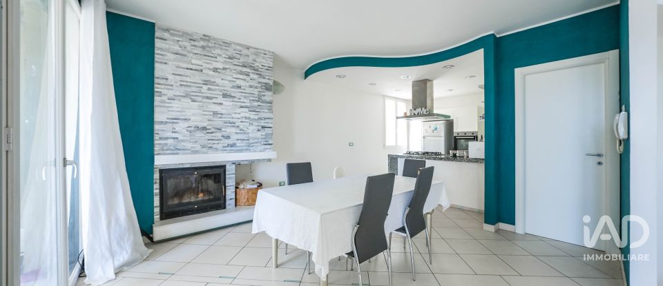 Casale 4 locali di 196 m² in Comacchio (44029)