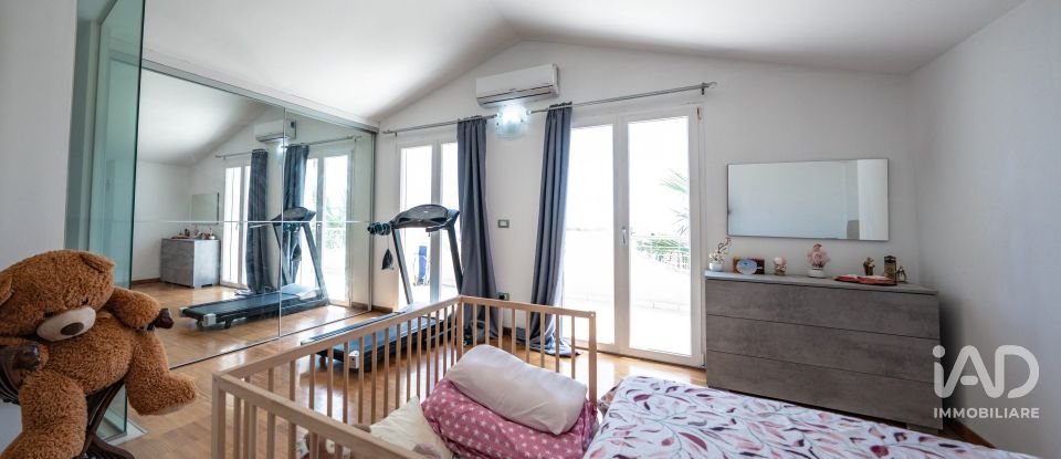 Casale 4 locali di 196 m² in Comacchio (44029)