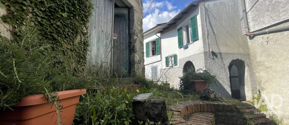 Casa indipendente / Villa 3 locali di 150 m² in Maissana (19010)