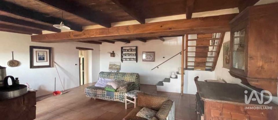 Casa indipendente / Villa 3 locali di 150 m² in Maissana (19010)