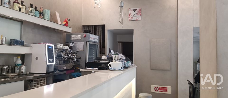 Shop / premises commercial of 55 m² in Lavagna (16033)