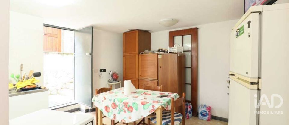 Casa indipendente / Villa 7 locali di 132 m² in Borzonasca (16041)