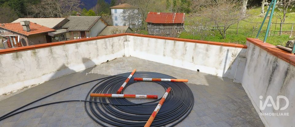 Casa indipendente / Villa 7 locali di 132 m² in Borzonasca (16041)