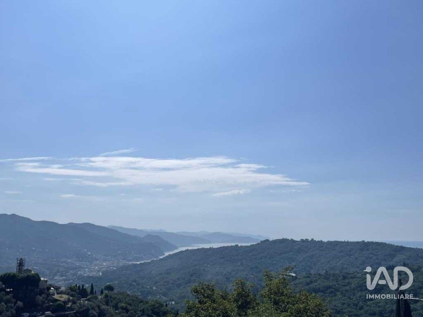 Four-room apartment of 87 m² in Rapallo (16035)