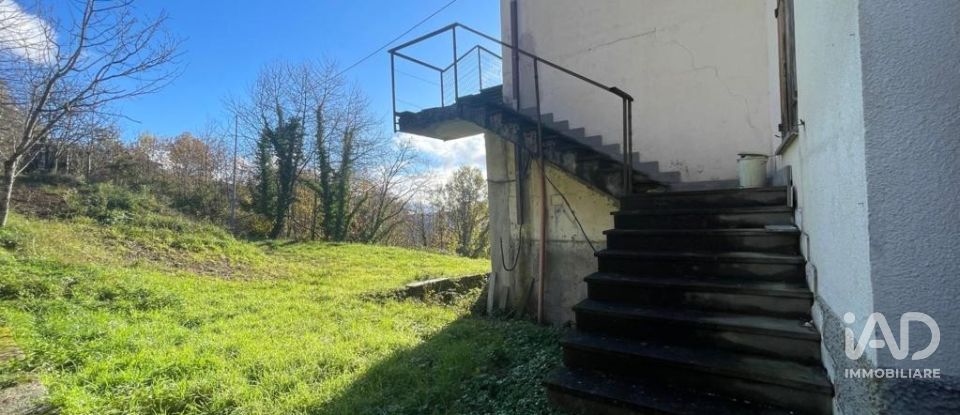 Loft 5 rooms of 109 m² in Varese Ligure (19028)