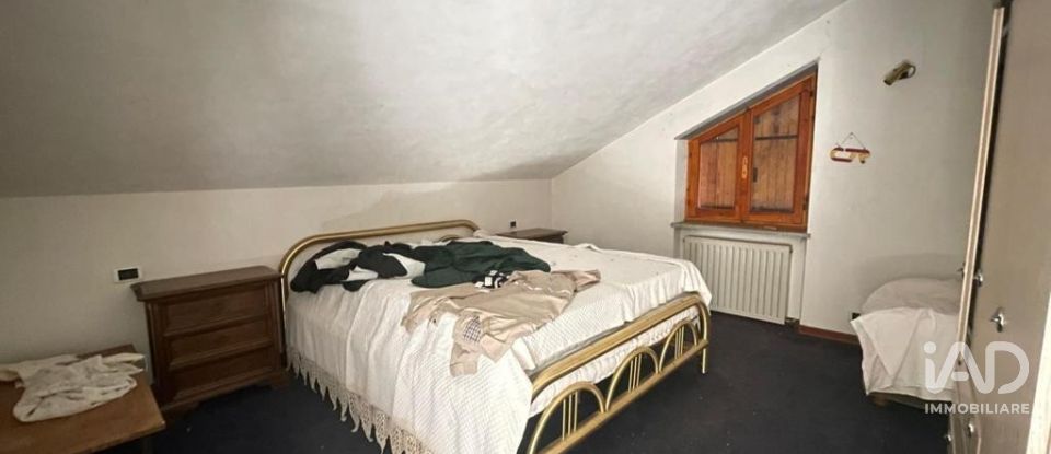 Loft 5 rooms of 109 m² in Varese Ligure (19028)