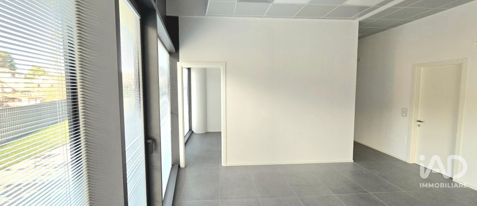Workshop of 92 m² in Vicenza (36100)