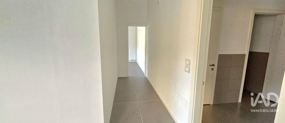 Workshop of 92 m² in Vicenza (36100)