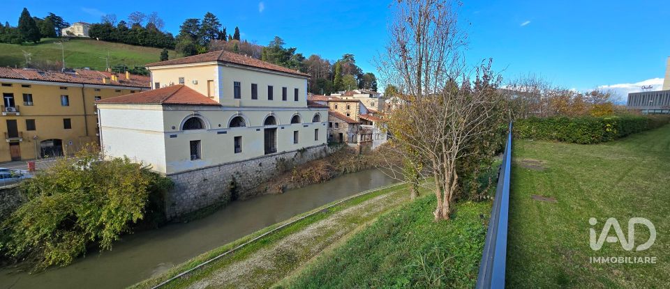 Workshop of 92 m² in Vicenza (36100)