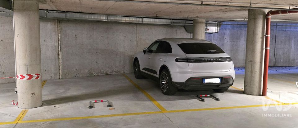 Workshop of 92 m² in Vicenza (36100)