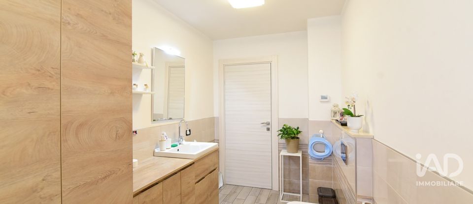 House 4 rooms of 173 m² in Meda (20821)