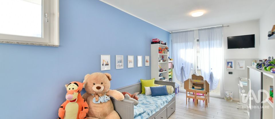 House 4 rooms of 173 m² in Meda (20821)