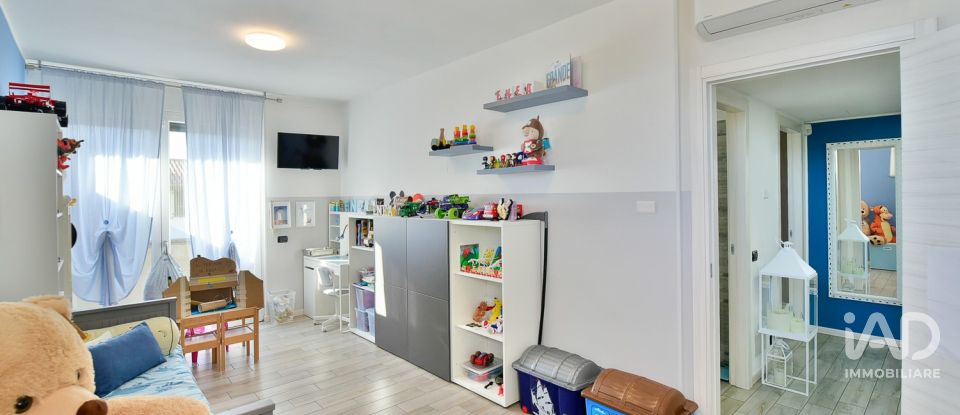 House 4 rooms of 173 m² in Meda (20821)