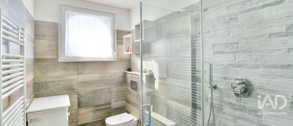 House 4 rooms of 173 m² in Meda (20821)