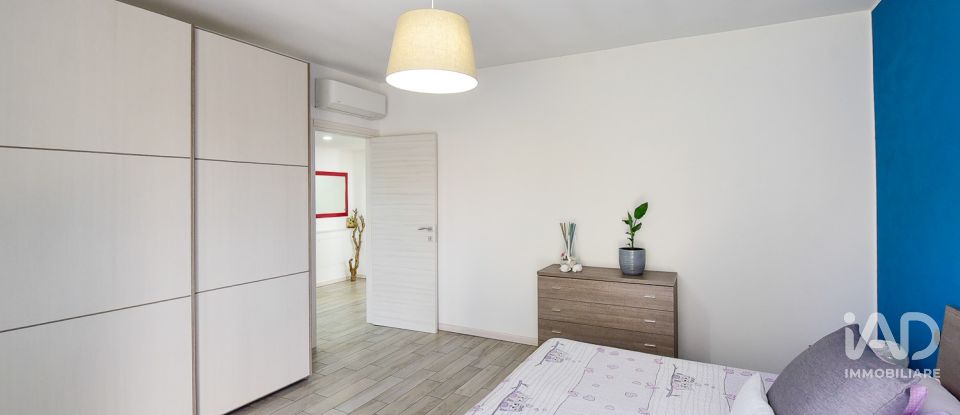 House 4 rooms of 173 m² in Meda (20821)