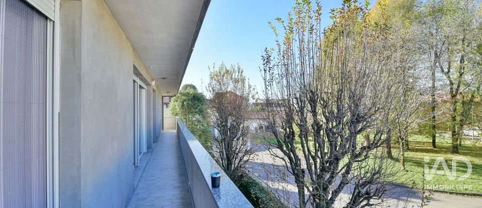 House 4 rooms of 173 m² in Meda (20821)