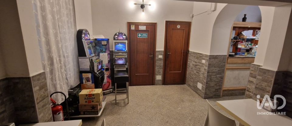 Bar di 47 m² in Genova (16151)
