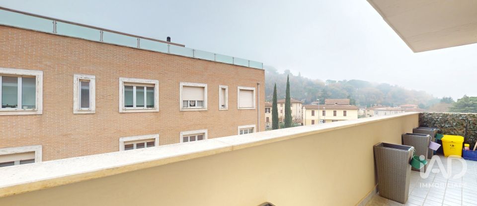Two-room apartment of 60 m² in Foligno (06034)