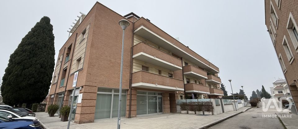 Two-room apartment of 60 m² in Foligno (06034)