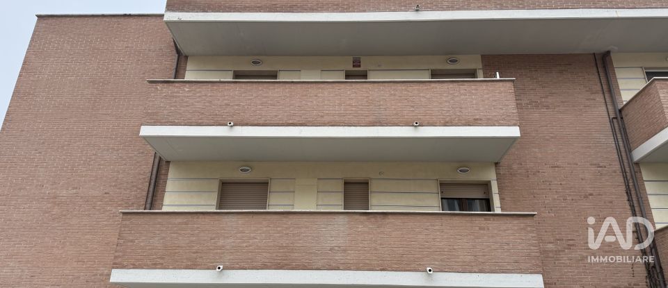 Two-room apartment of 60 m² in Foligno (06034)