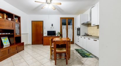 Appartamento 8 locali di 85 m² a Ponsacco (56038)