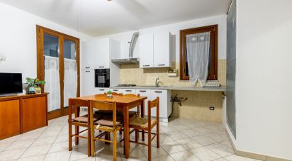 Appartamento 8 locali di 85 m² a Ponsacco (56038)