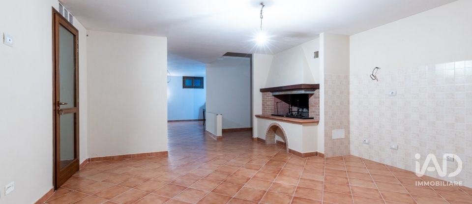 Appartamento 8 locali di 85 m² a Ponsacco (56038)