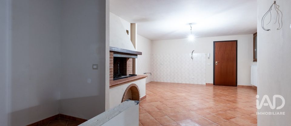 Appartamento 8 locali di 85 m² a Ponsacco (56038)